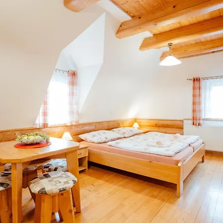 Janosikova Valaska Hills Guest house